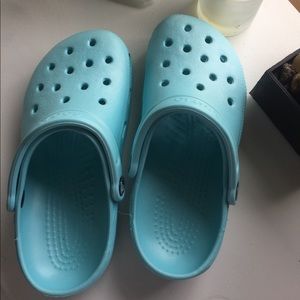 Blue unisex crocs